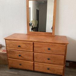 Birch Wood Dresser with Mirror 