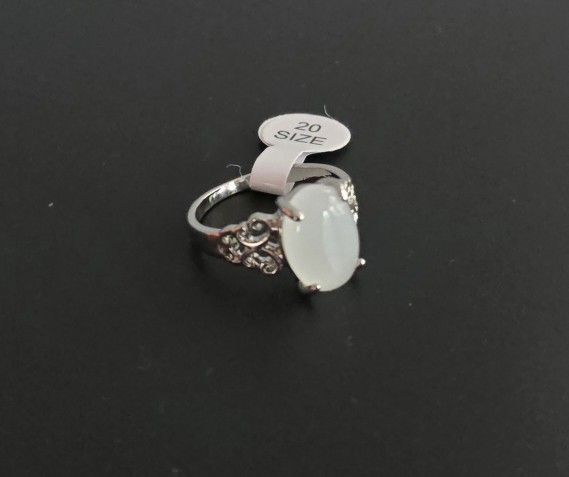 SILVER WHITE QUARTZ NEW SIZE 10 FOREVER WEAR EURO STYLE RING