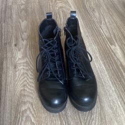 Black Laced Up Boots With Heels