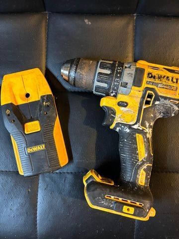 Stud Finder & Drill