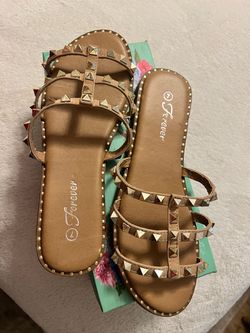 Women’s sandals