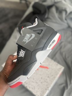 Jordan 4s
