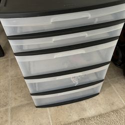 Plastic Drawers IF AD IS UP ITS STILL AVAILABLE 