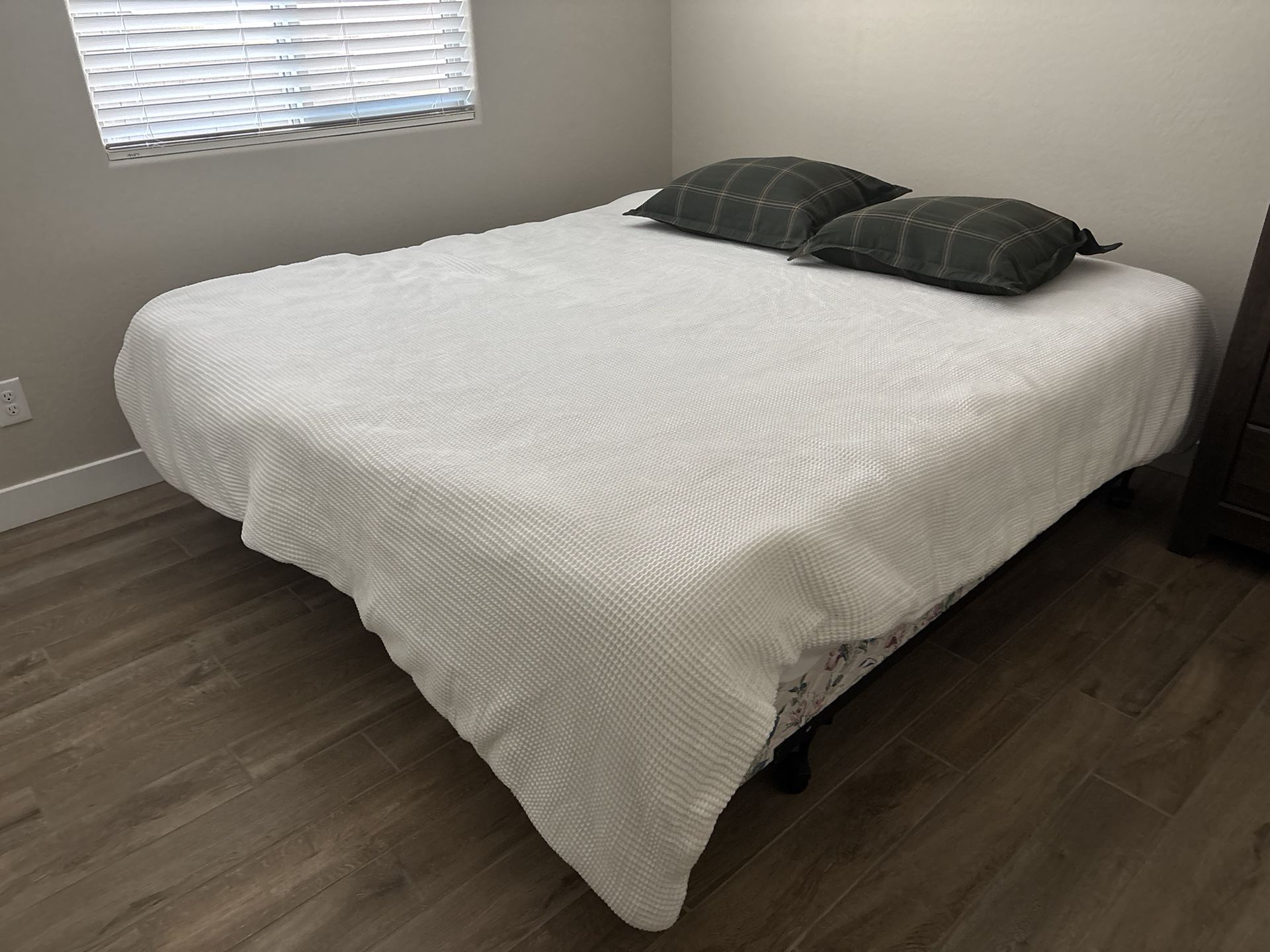 King Bed Frame, Box Spring, & Mattress