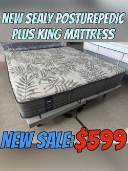 NEW SEALY POSTUREPEDIC PLUS KING MATTRESS