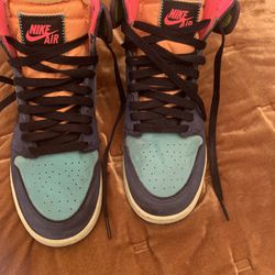 Slightly Used Nike’s ~ See All Photos ~ Pick Up Near Labrea & San Vicente 90019~