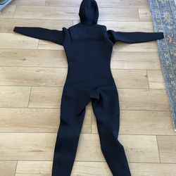 Sol Wetsuits- 3MM Yamamotot Hooded Wetsuit - Size MS