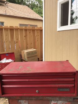 Mid 3dr tool box heavy duty9x12x26”w/keys$60