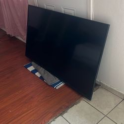 LG TV  52 Inch
