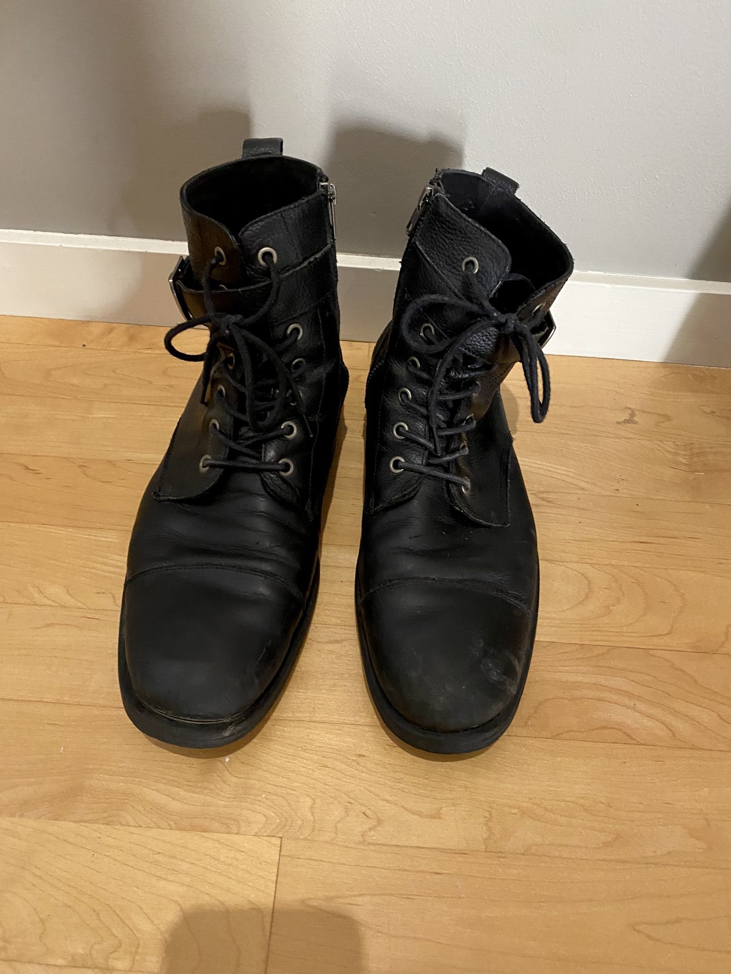 Men’s Boots 10.5