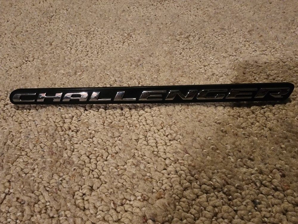Genuine 2015-2023 Dodge Challenger Nameplate Clip On Grille Badge Emblem Medallion Mopar