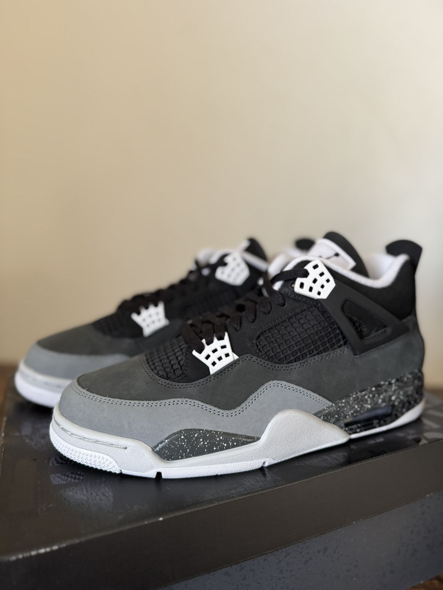 Nike Air Jordan 4 Fear Retro 2024