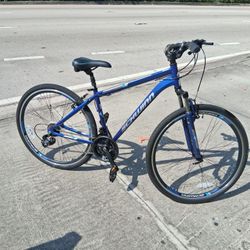 PRICE REDUCTION, GREAT SCHWINN TRAILWAYS BICYCLE, PRISTINE CONDITION AND MANY EXTRAS, PLEASE READ AD!!!