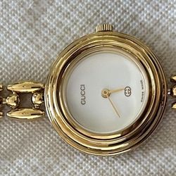 Women’s Gucci Watch 
