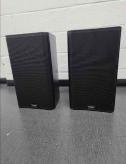Qsc k12.2 speakers