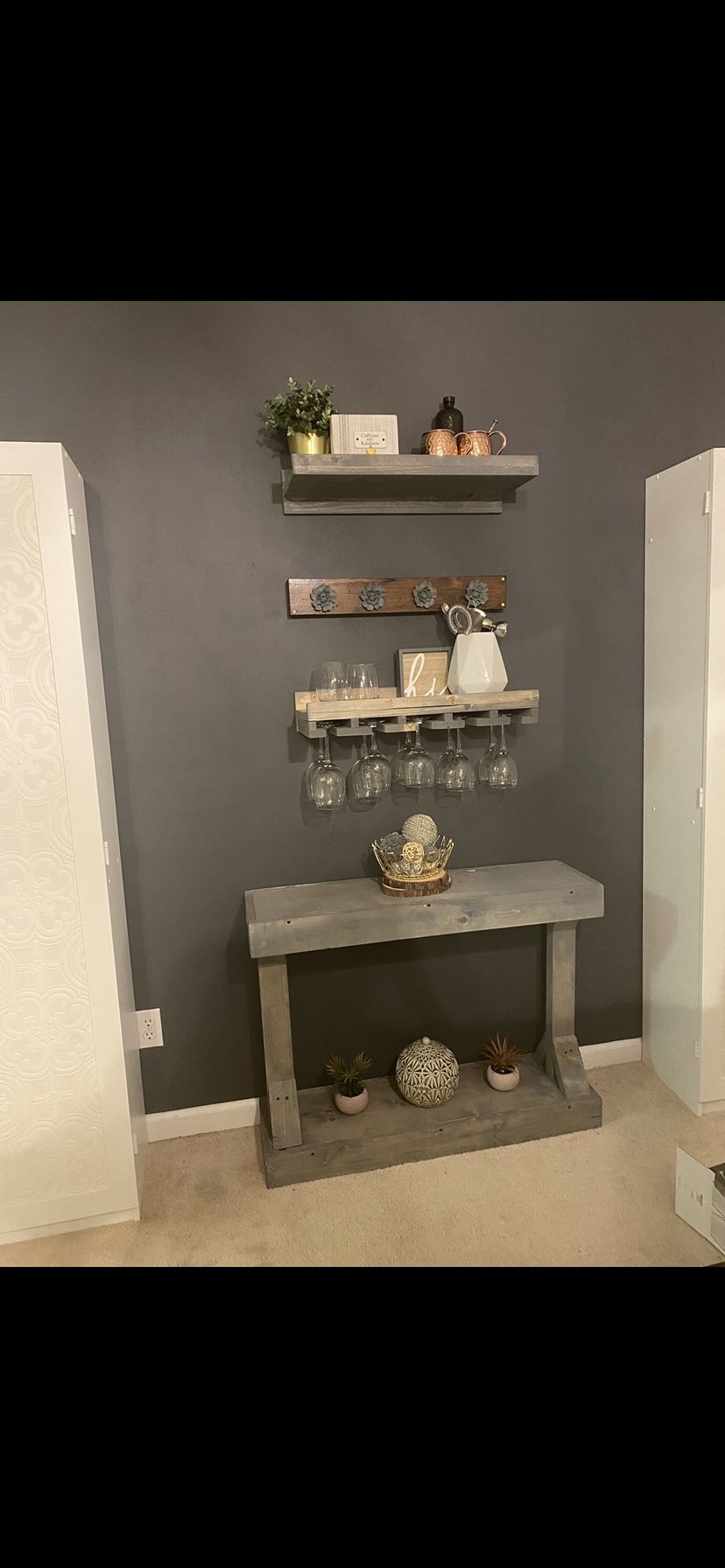 Del Hutson Small Real Wood Console Table With Floating Wine Rack & Shelf
