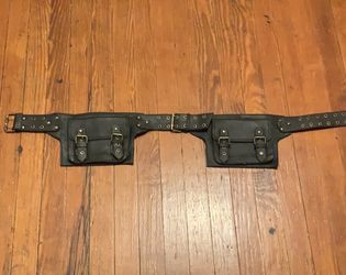 Leather utility belt