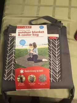 Outdoor blanket & Cooler Bag Brand new