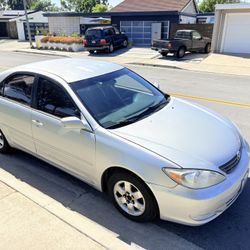 2004 Toyota Camry