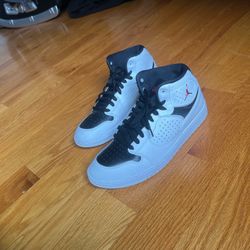 Black And White Jordan’s