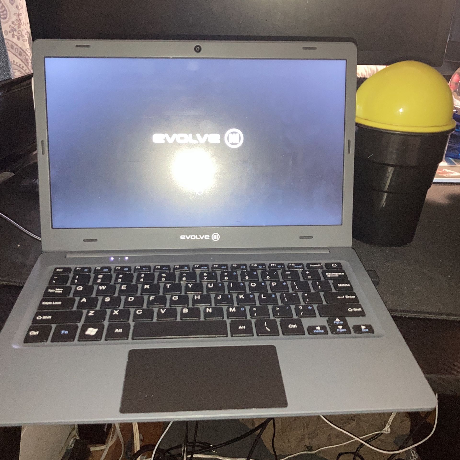 Laptop 