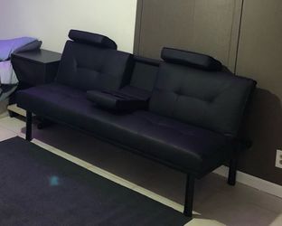 Black Futon