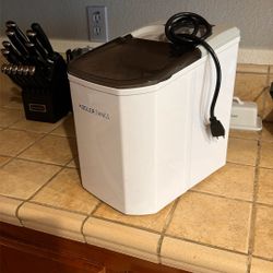 Ice Maker 