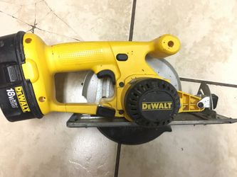 CIRCULAR SAW CORDLESS DW939 6 1/2" 18v kit