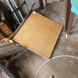 24 Inch Gullotine Cutter