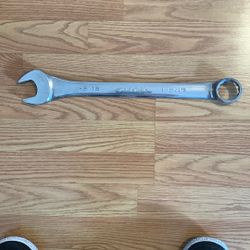 Husky Wrench 