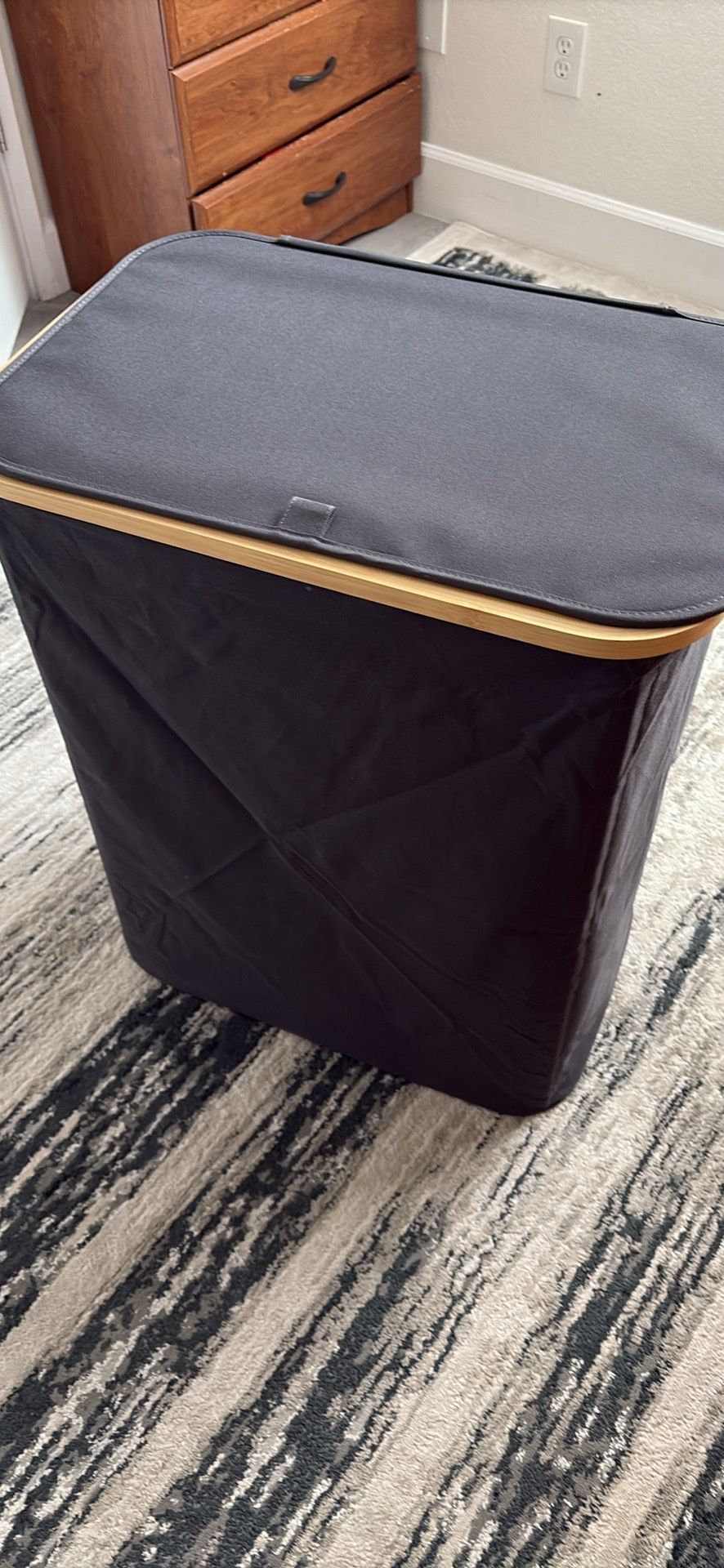 new large laundry hamper with lid