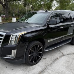 2017 CADILLAC ESCALADE, ESV PREMIUM LUXURY