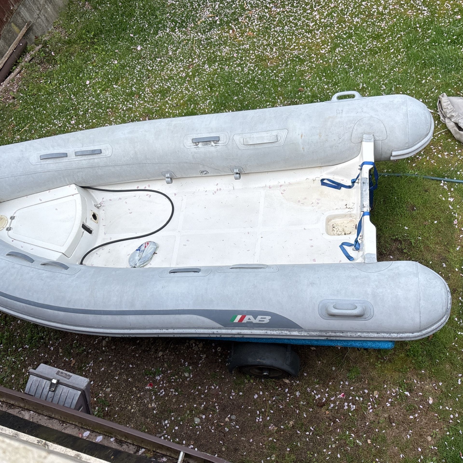 9’ Zodiac With 25 HP Yamaha Engine