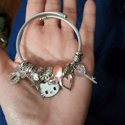 Hello kitty Charm Bracelet 