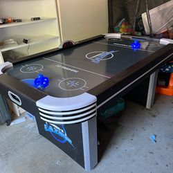 Lumen-x Lazer hockey table