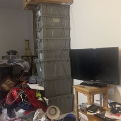 10  Plastic Bins Whit Doble Flat Or Lids 