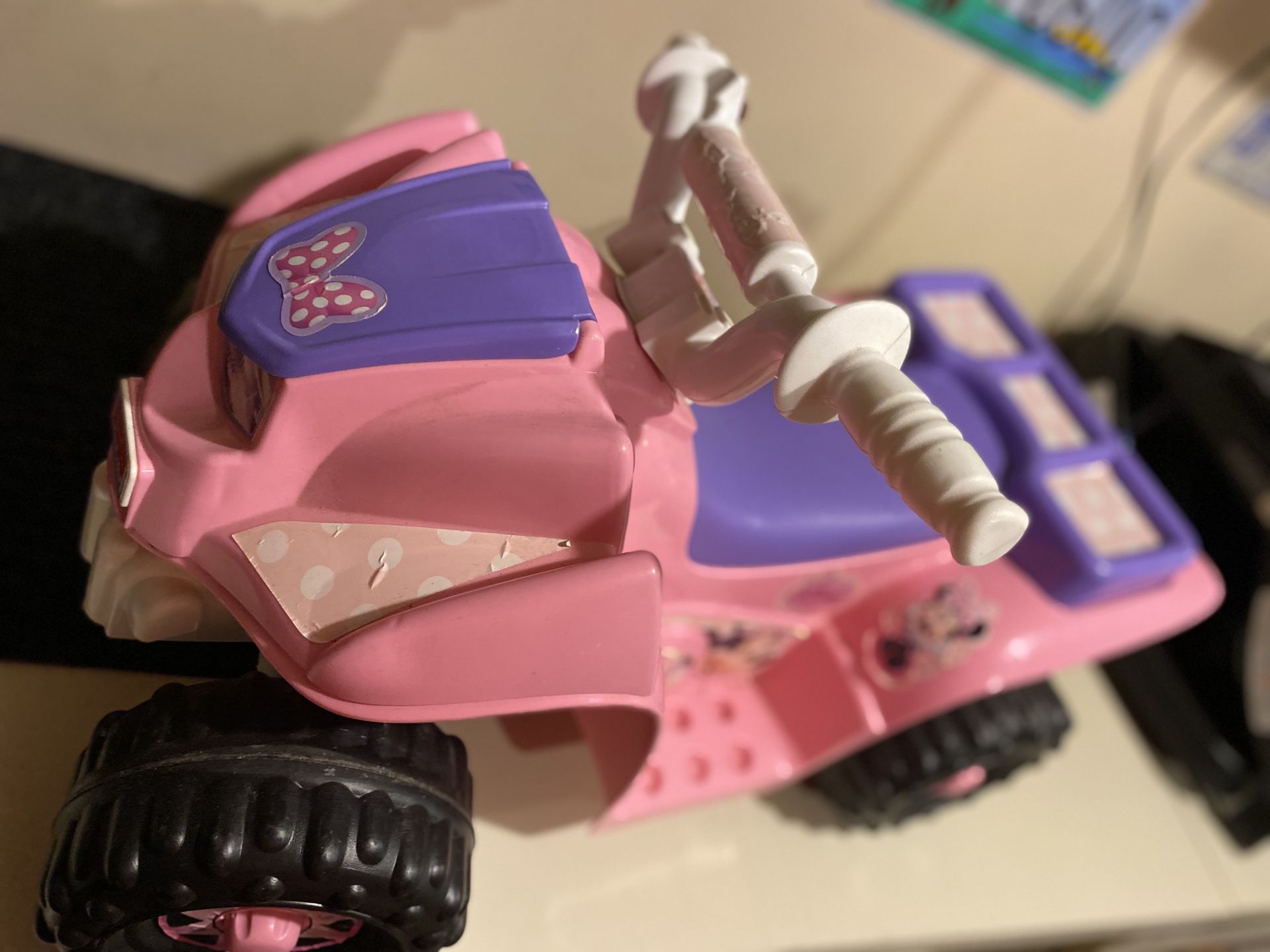 Electric toddler toy