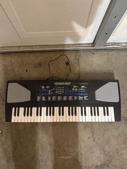 Techno-Beat Electronic Keyboard w/ Microphone