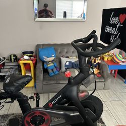 Peloton Bike  1250 Or Best Offer 