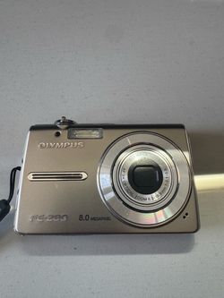 Olympus FE 280 8MP Digital Camera – Silver