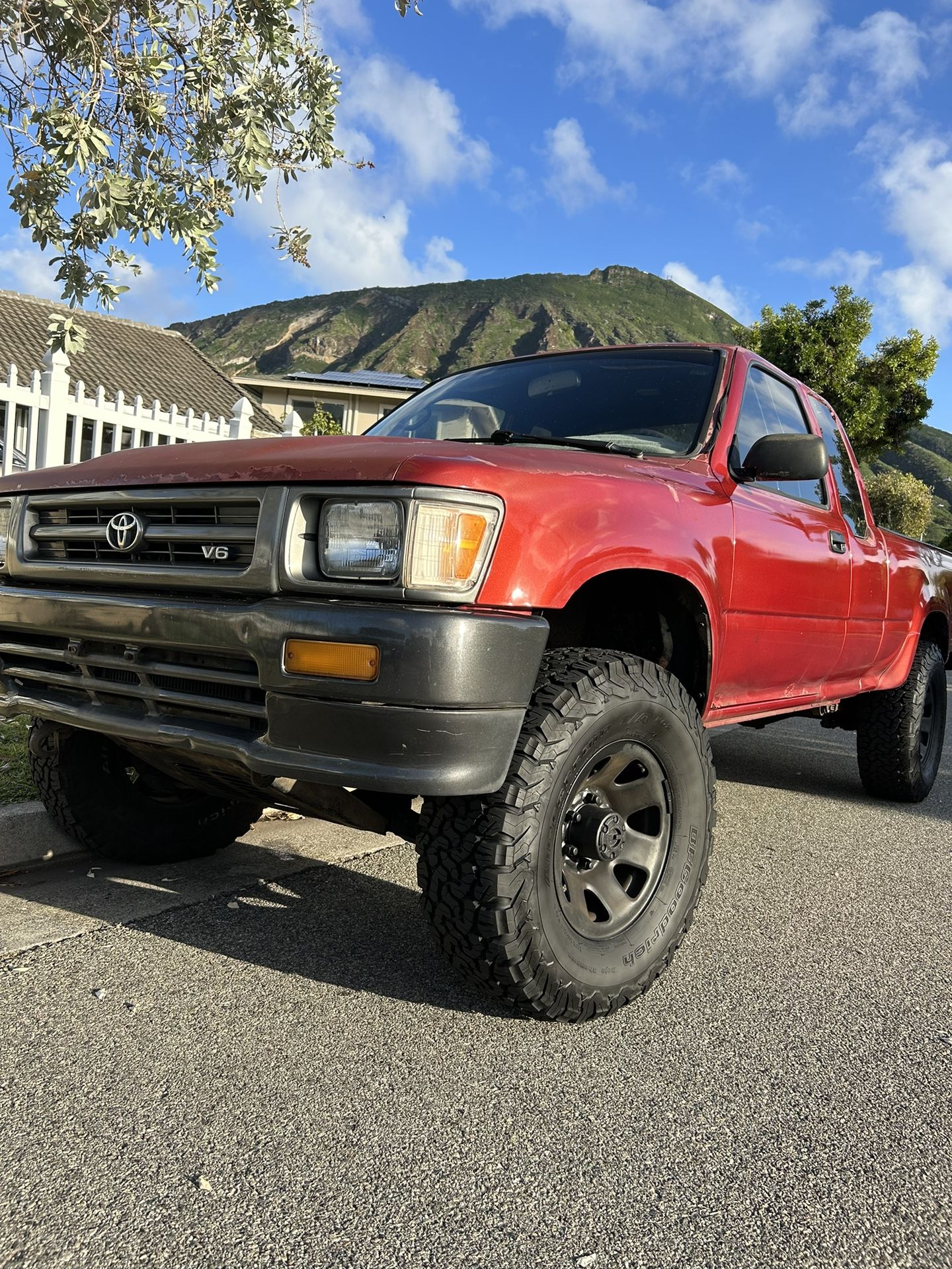 94 Toyota pickup 5spd 4x4! for Sale in Honolulu, HI OfferUp