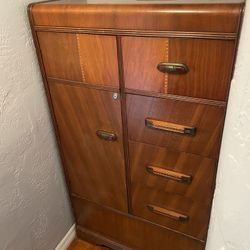 Vintage Waterfall Style Wardrobe - Rare Find