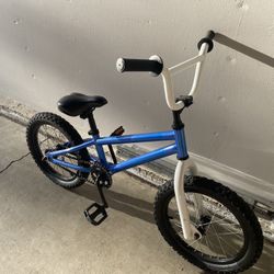 Diamond Back Kids Bike