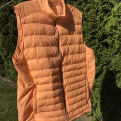 NWT Peter Millar “Crown” goose down vest