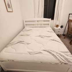Queen Bed With Trundle + 1 Mattress