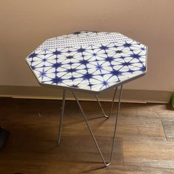 Corner Table