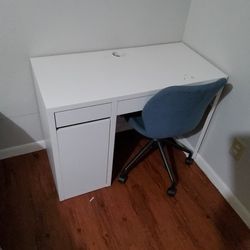 White Computer Desk With Chair