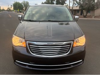 2015 Chrysler Town & Country