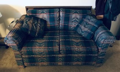 1980 Authentic Vintage two seat sofa. In very good condition no rips no tears no cushion damage original owner Please do your research first come firs