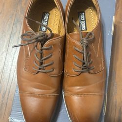 Dress shoes size 7